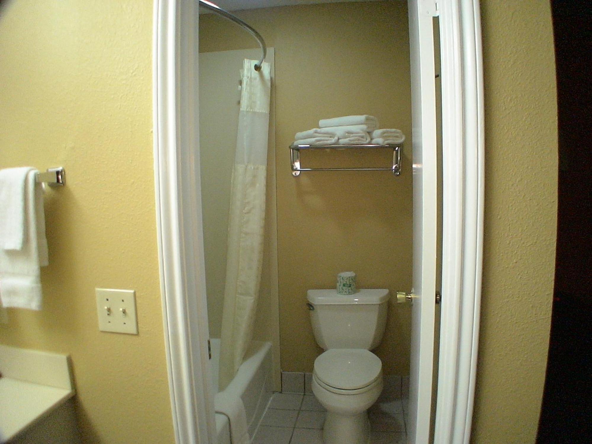 La Grange Executive Inn And Suites Dış mekan fotoğraf