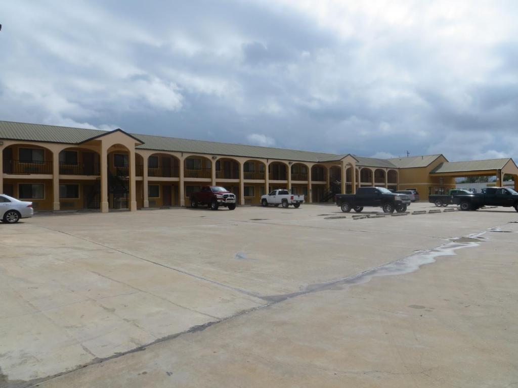 La Grange Executive Inn And Suites Dış mekan fotoğraf